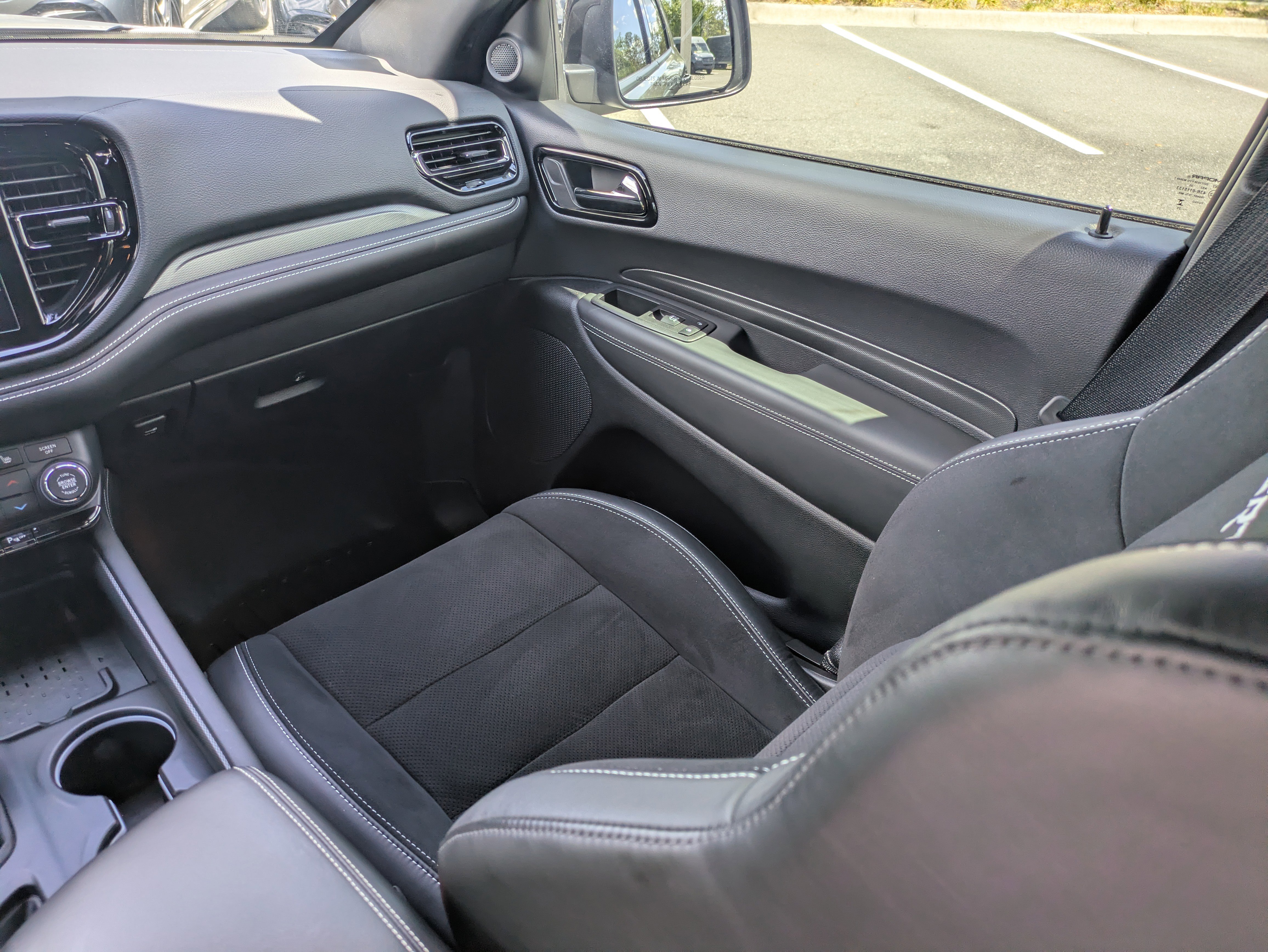 Used 2025 Dodge Durango SRT Hellcat w/ Trailer Tow Group IV AWD/4WD image 17