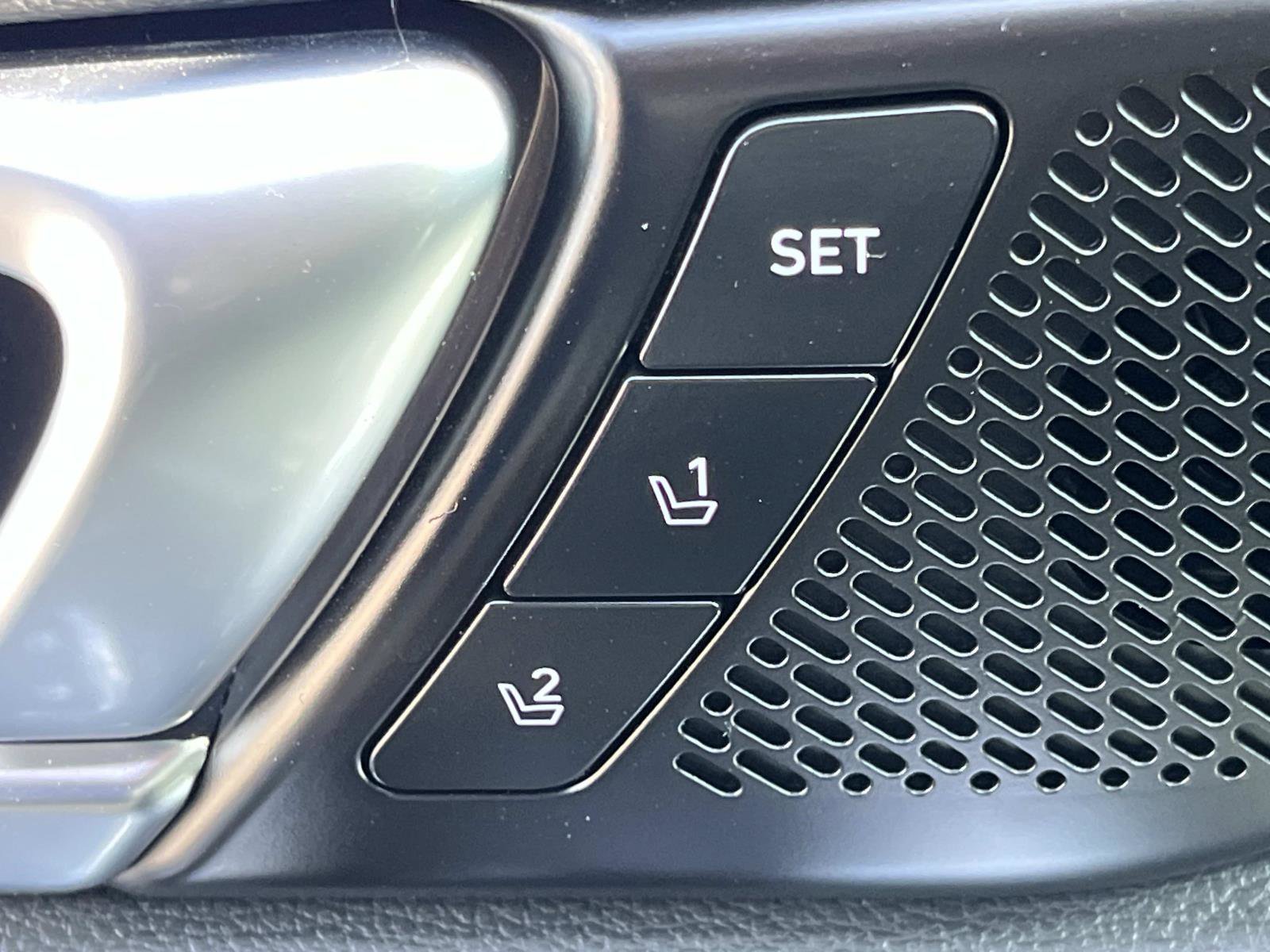Used 2025 Kia Telluride SX X-Line AWD/4WD image 34