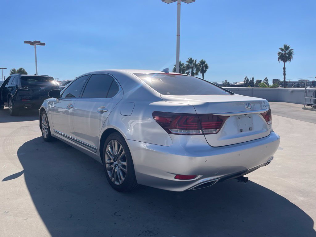 Used 2015 Lexus LS 460 L w/ Ultra Luxury Package AWD/4WD image 4