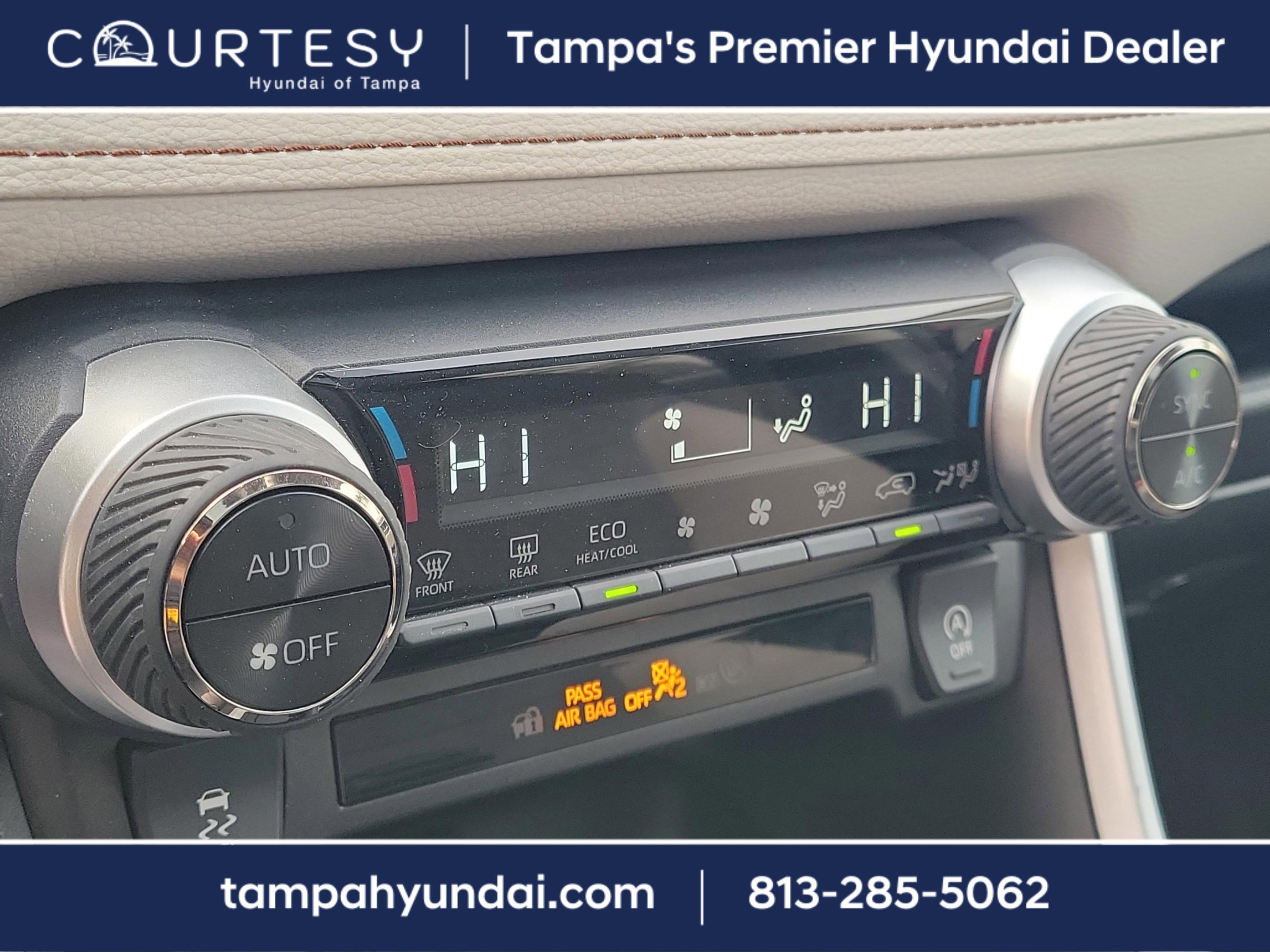 Used 2024 Toyota RAV4 XLE image 30