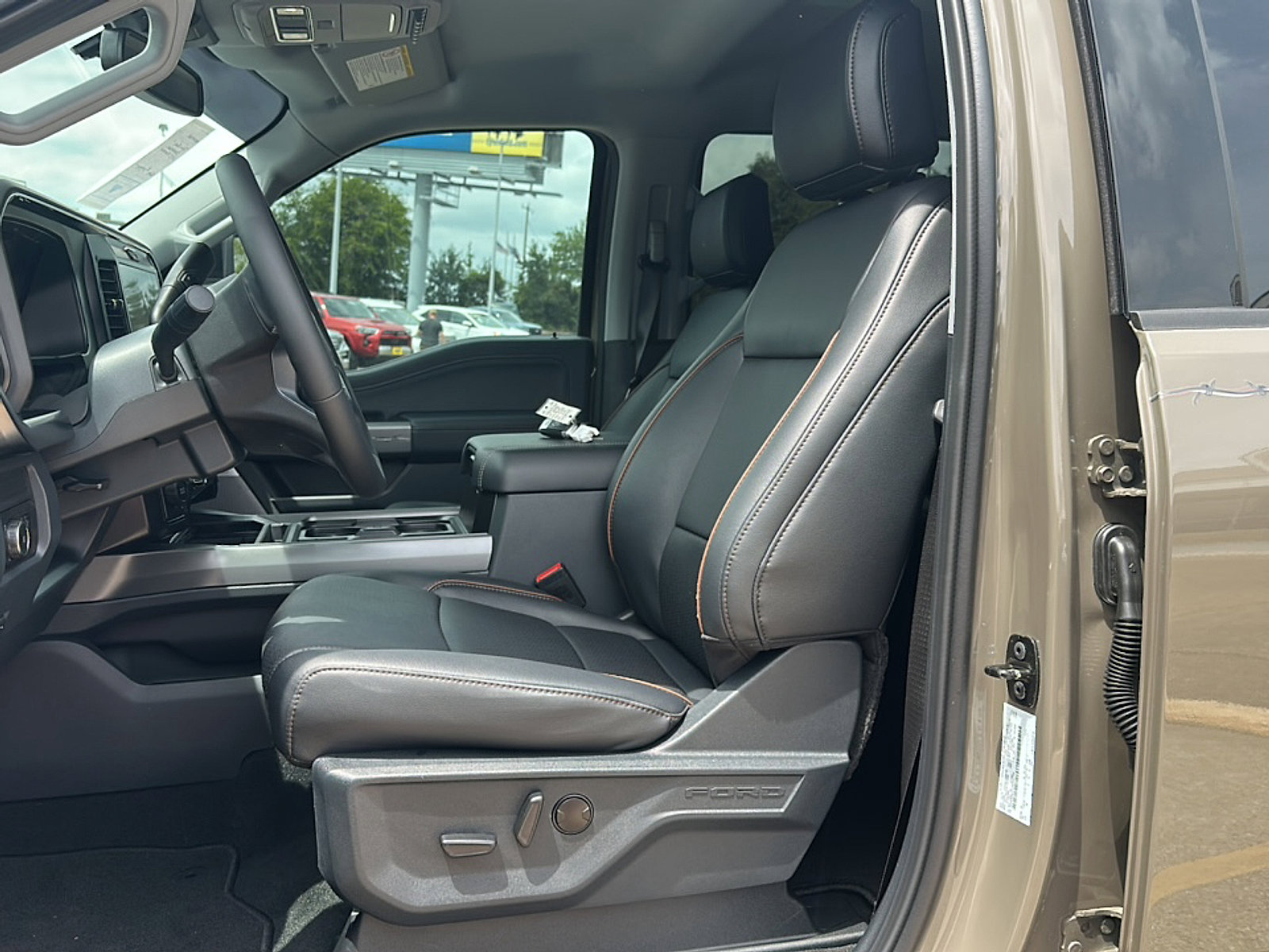 New 2026 Ford F450 Lariat AWD/4WD image 26