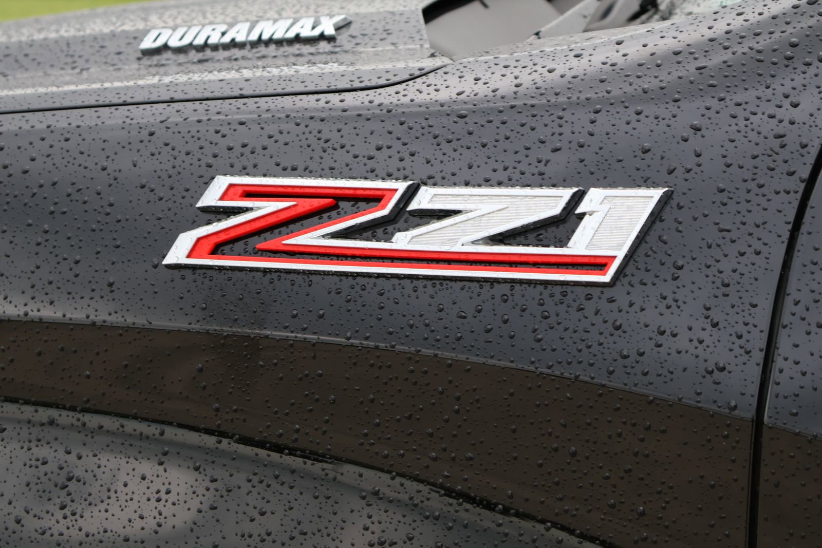 Used 2023 Chevrolet Silverado 1500 LTZ w/ LTZ Premium Package AWD/4WD image 3