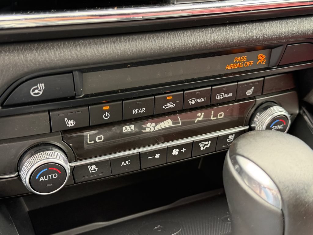 Used 2023 MAZDA CX-9 Carbon Edition AWD/4WD image 32