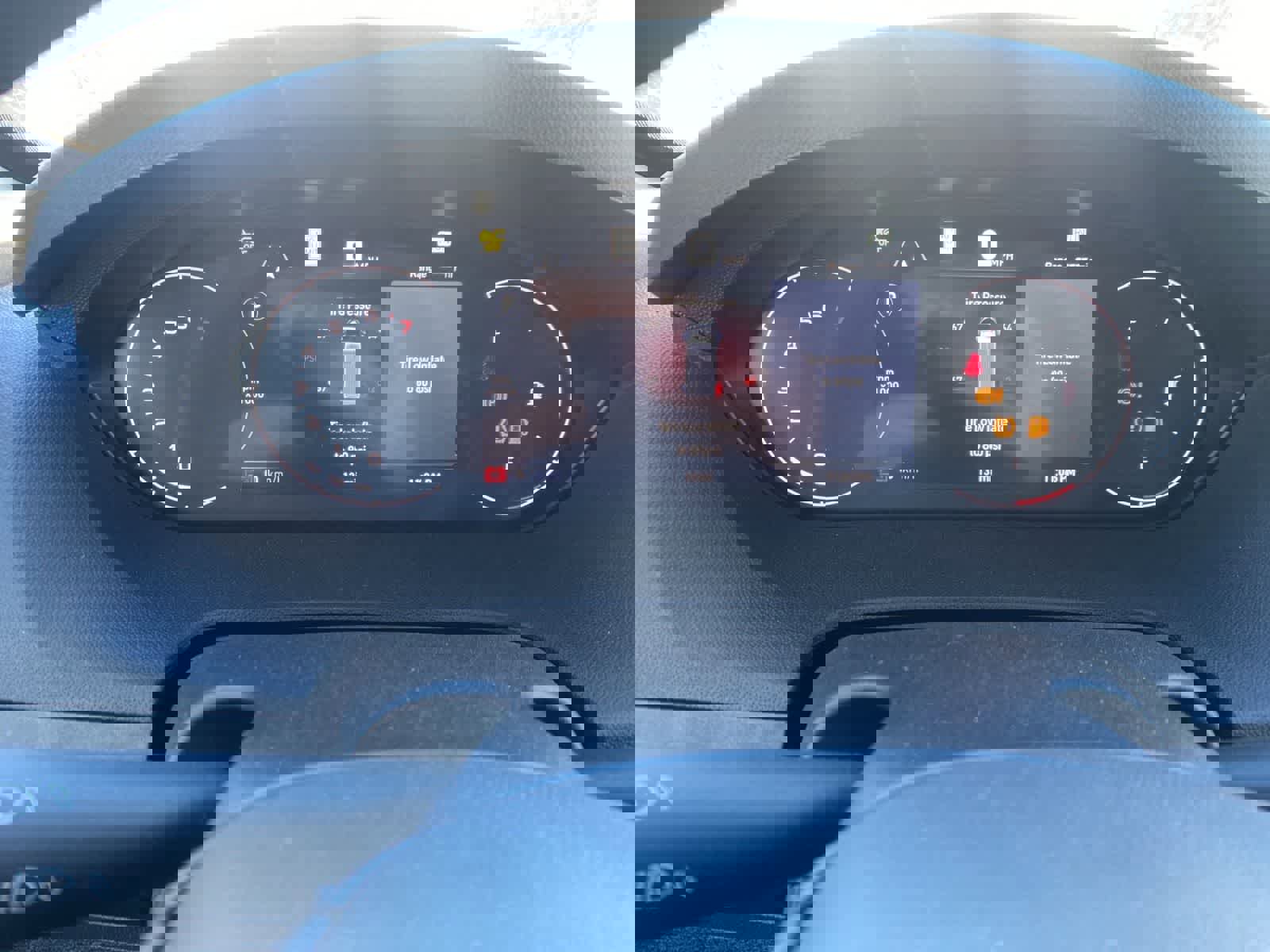 Used 2025 RAM ProMaster 3500 w/ Quick Order Package 22G SLT image 15