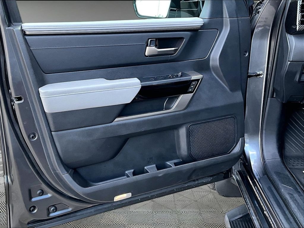 Certified 2024 Toyota Tundra Limited AWD/4WD image 9