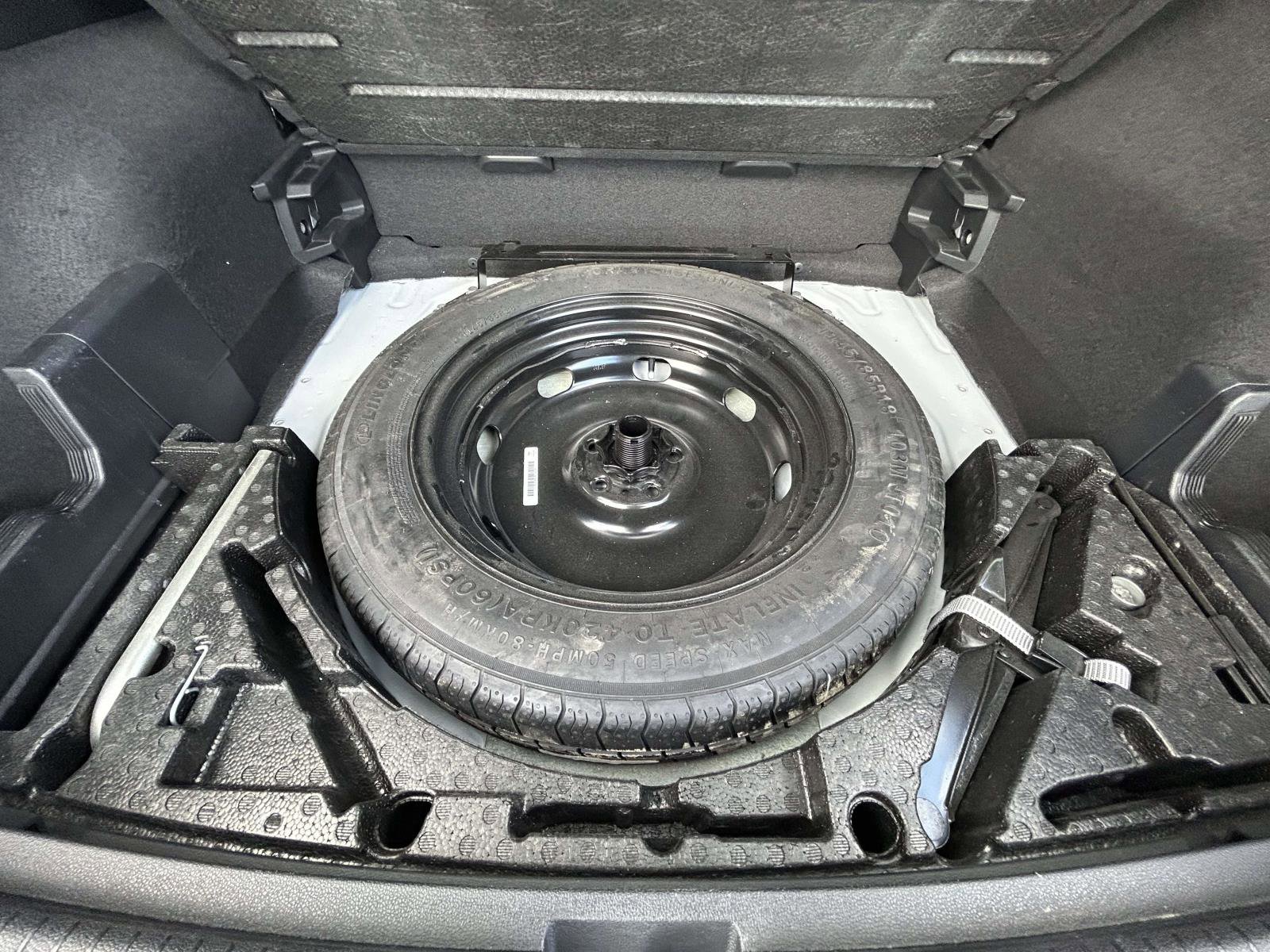 Used 2024 Volkswagen Tiguan Wolfsburg Edition image 16