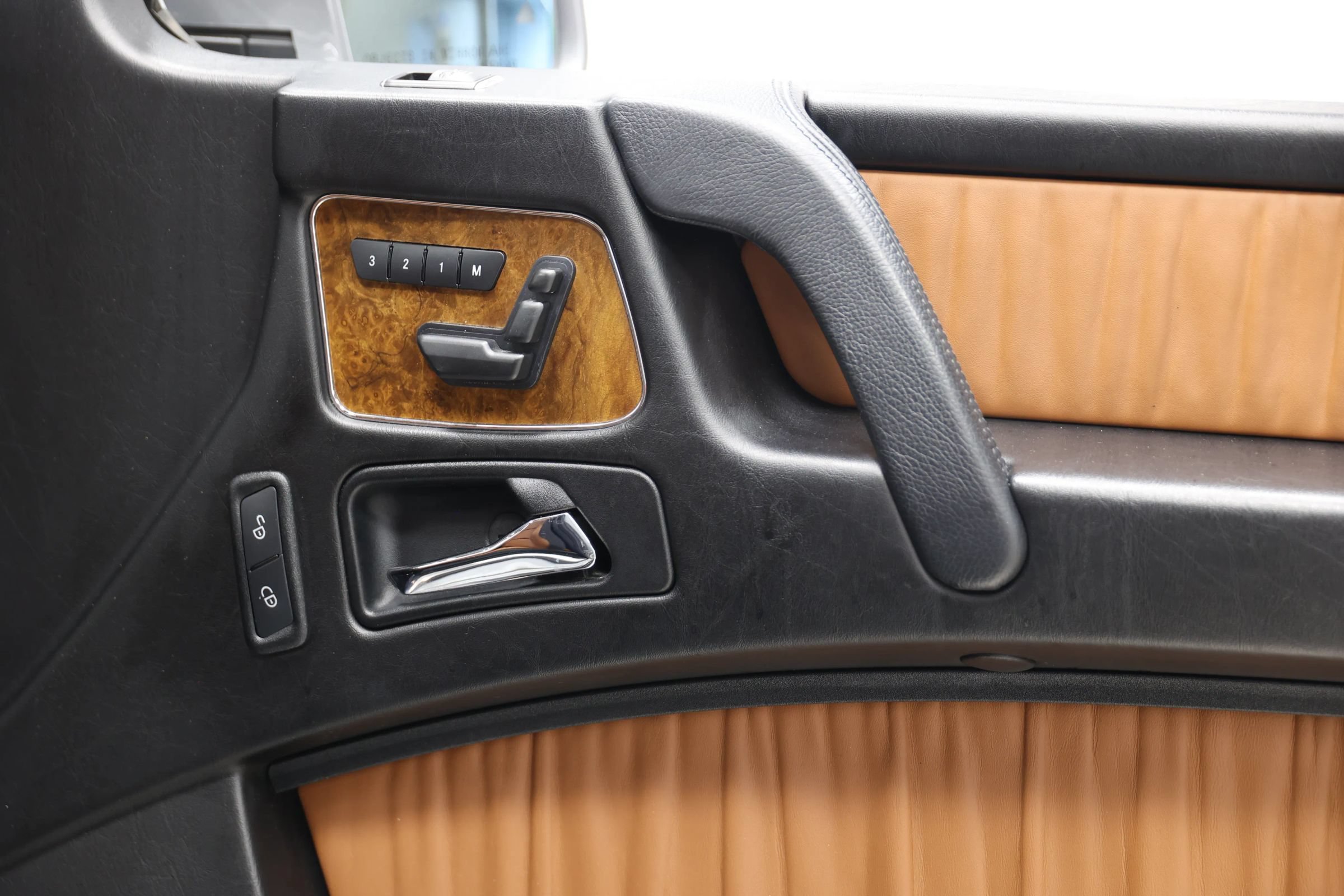 Used 2013 Mercedes-Benz G 63 AMG 4MATIC image 71