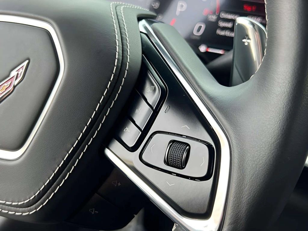 Used 2025 Chevrolet Corvette Z06 image 19