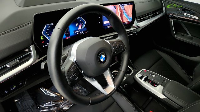 Used 2026 BMW X2 xDrive28i AWD/4WD image 52