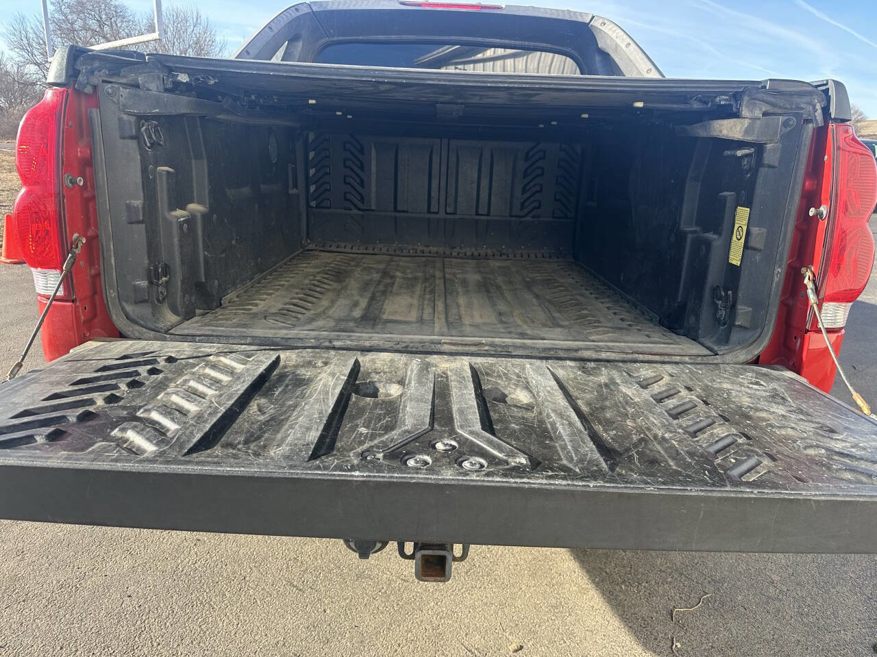 Used 2004 Chevrolet Avalanche Z71 w/ Preferred Equipment Group image 5