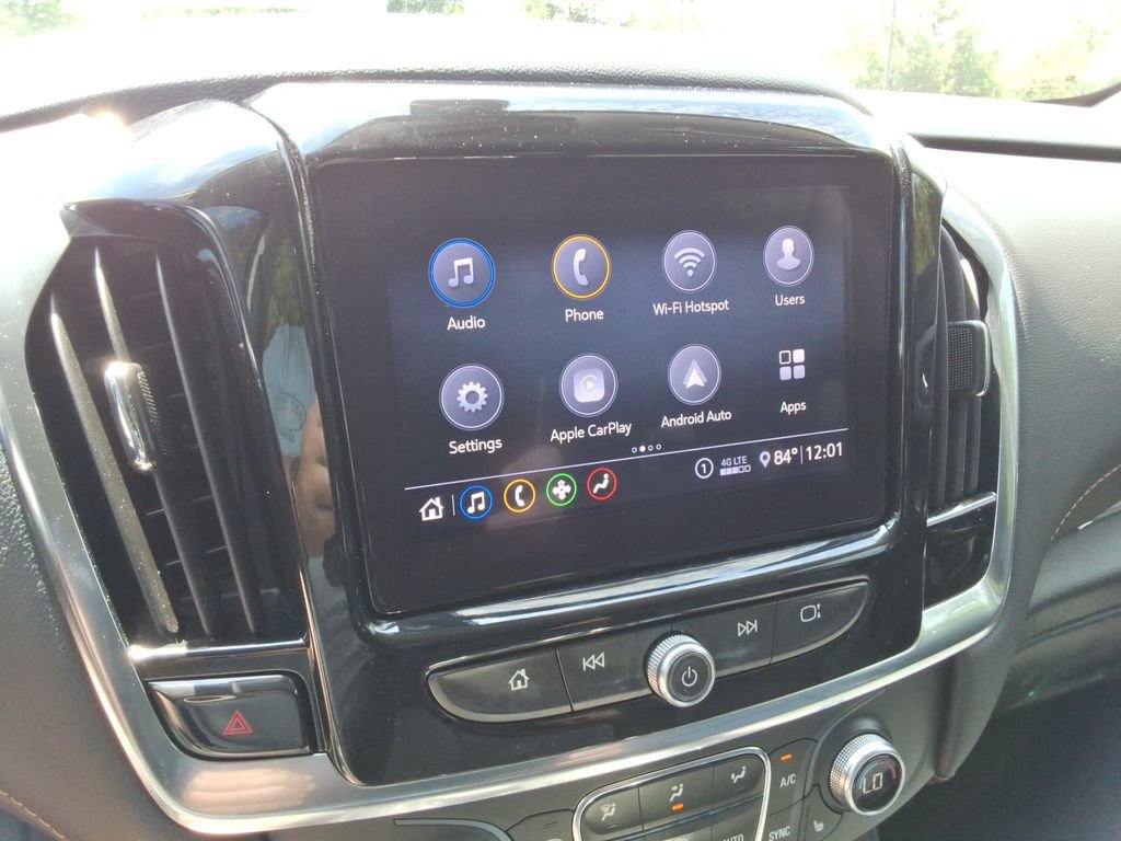 Certified 2021 Chevrolet Traverse LT FWD image 30