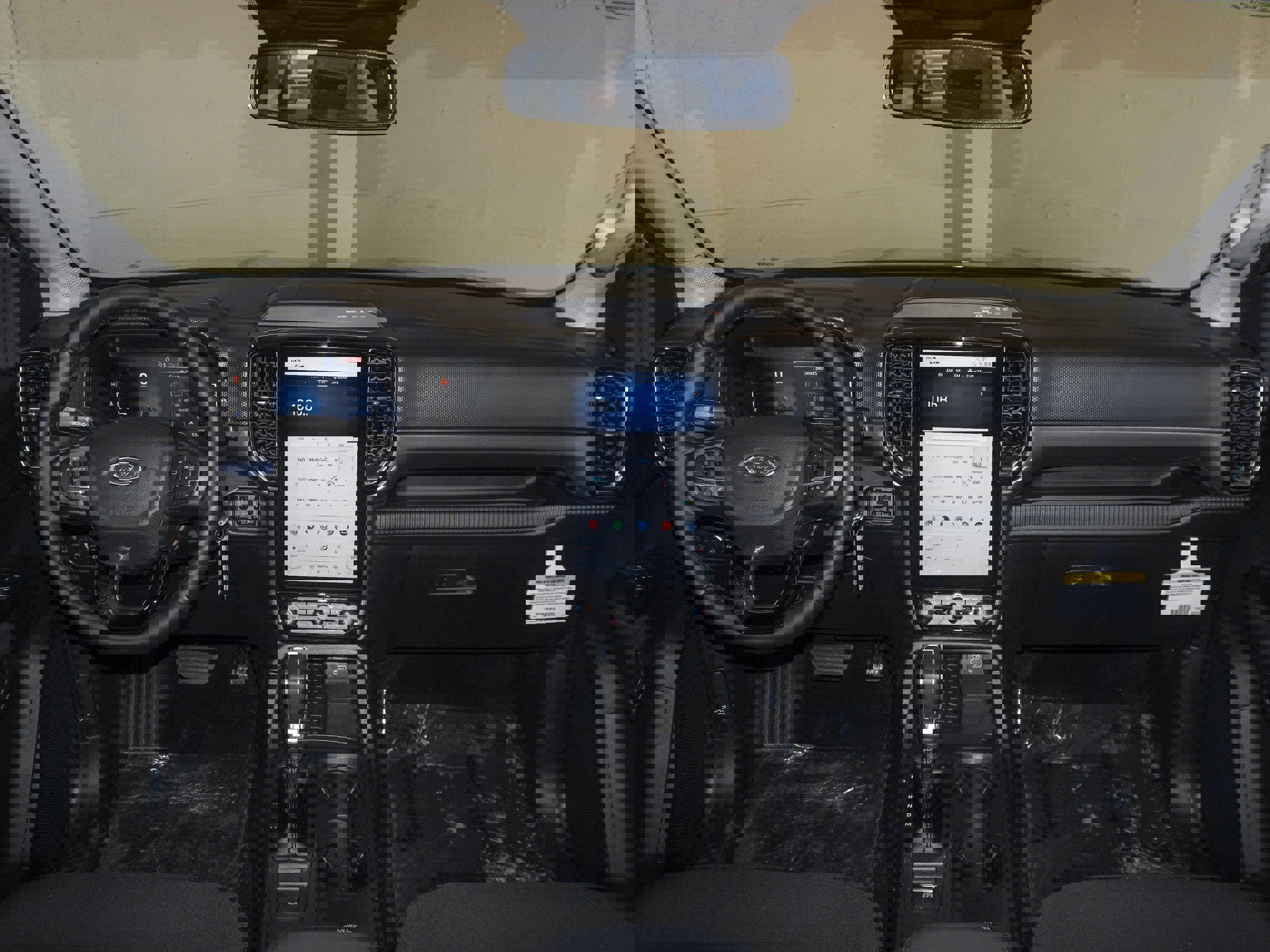 New 2025 Ford Ranger XLT w/ Equipment Group 301A High image 26