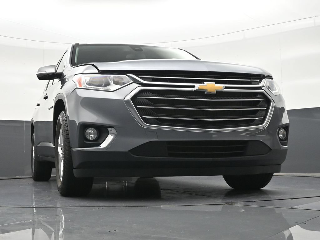 Used 2020 Chevrolet Traverse LT FWD image 32