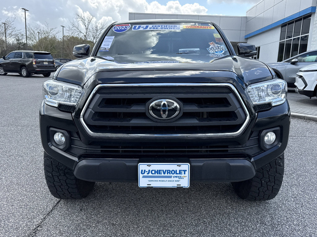 Used 2023 Toyota Tacoma SR5 w/ Technology Package AWD/4WD image 8