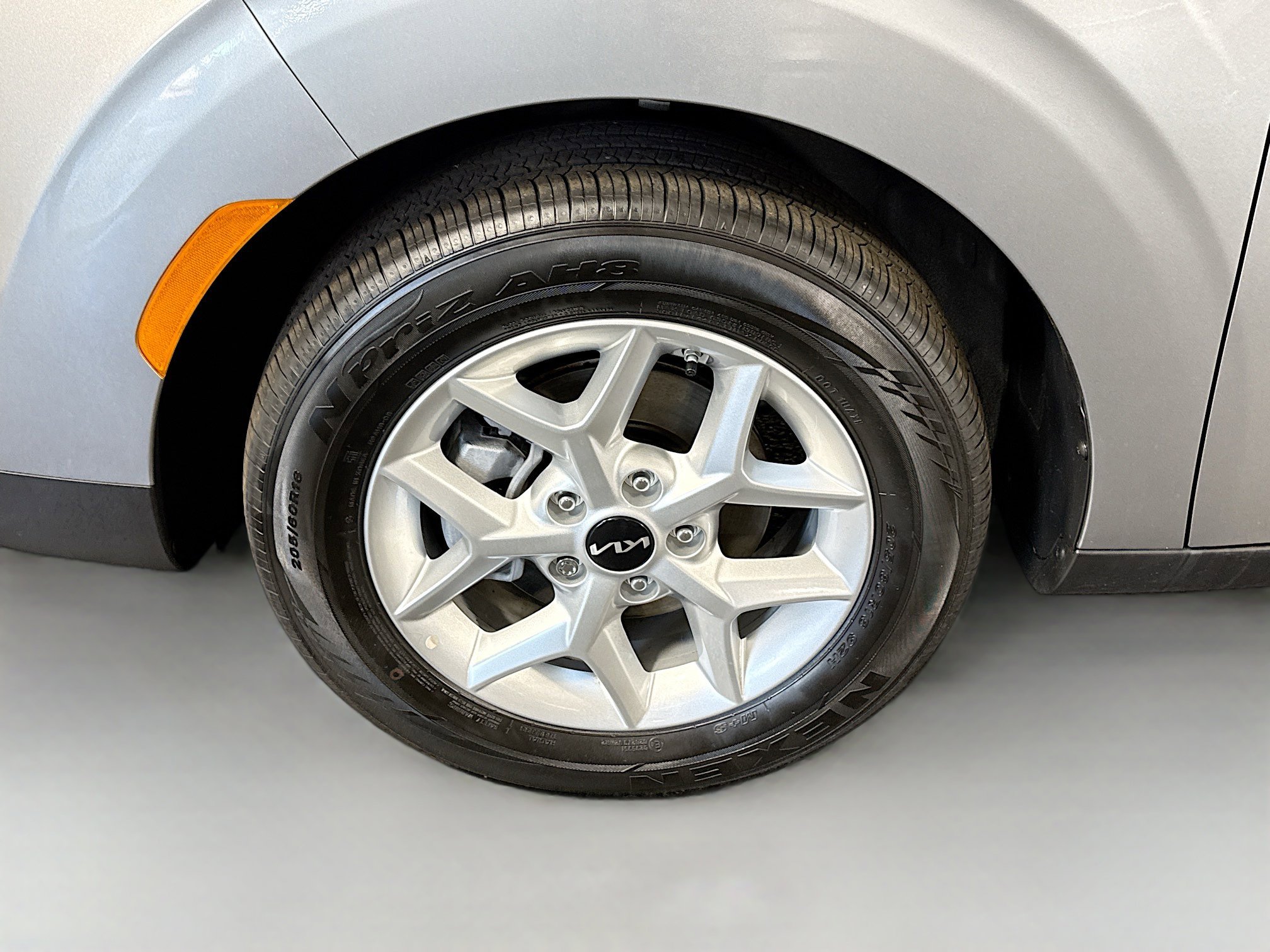 Used 2025 Kia Soul LX w/ LX Technology Package image 37