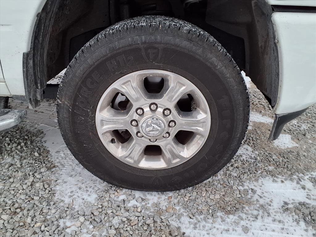 Used 2024 RAM 2500 Big Horn w/ Sport Appearance Package image 36