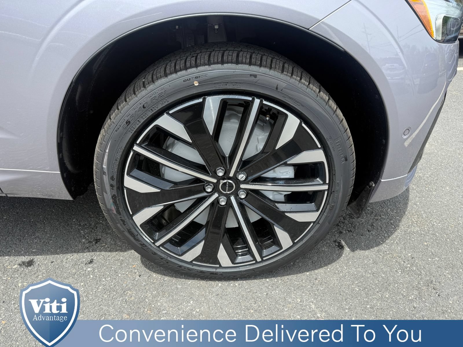 New 2026 Volvo XC60 T8 Ultra w/ Protection Package Premier AWD/4WD image 10
