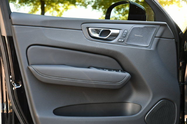 New 2027 Volvo XC60 B5 Ultra AWD/4WD image 10