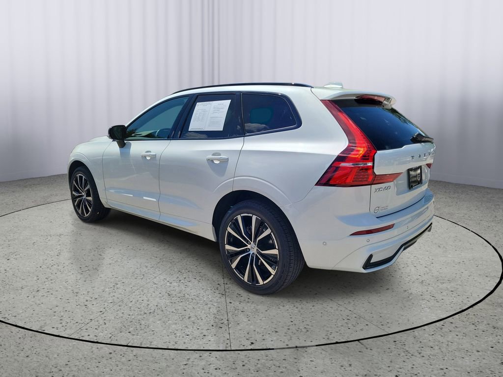 Certified 2024 Volvo XC60 B5 Plus AWD/4WD image 6