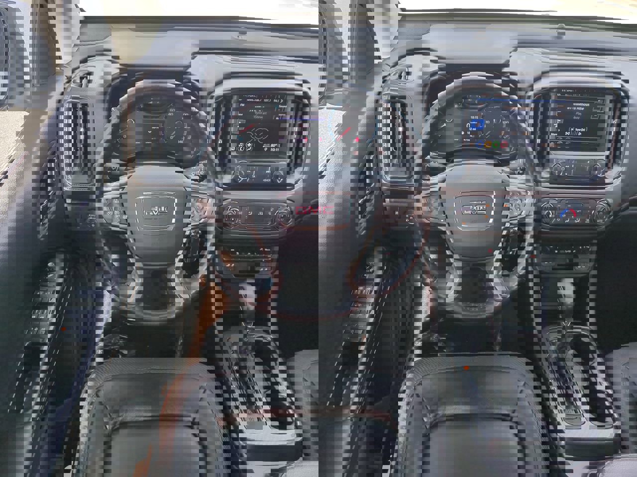 Used 2022 GMC Canyon AT4 w/ Trailering Package image 15