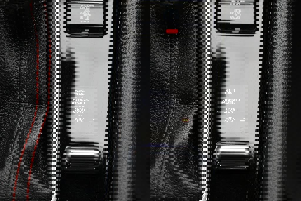 Used 2024 Jeep Compass Trailhawk image 28