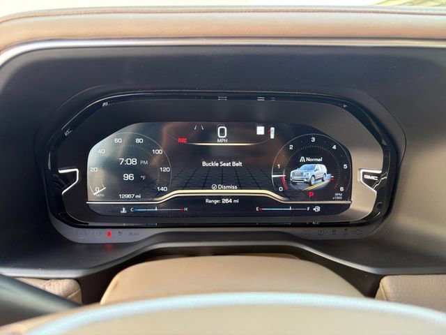 Certified 2022 GMC Yukon XL Denali w/ Denali Premium Package RWD image 9