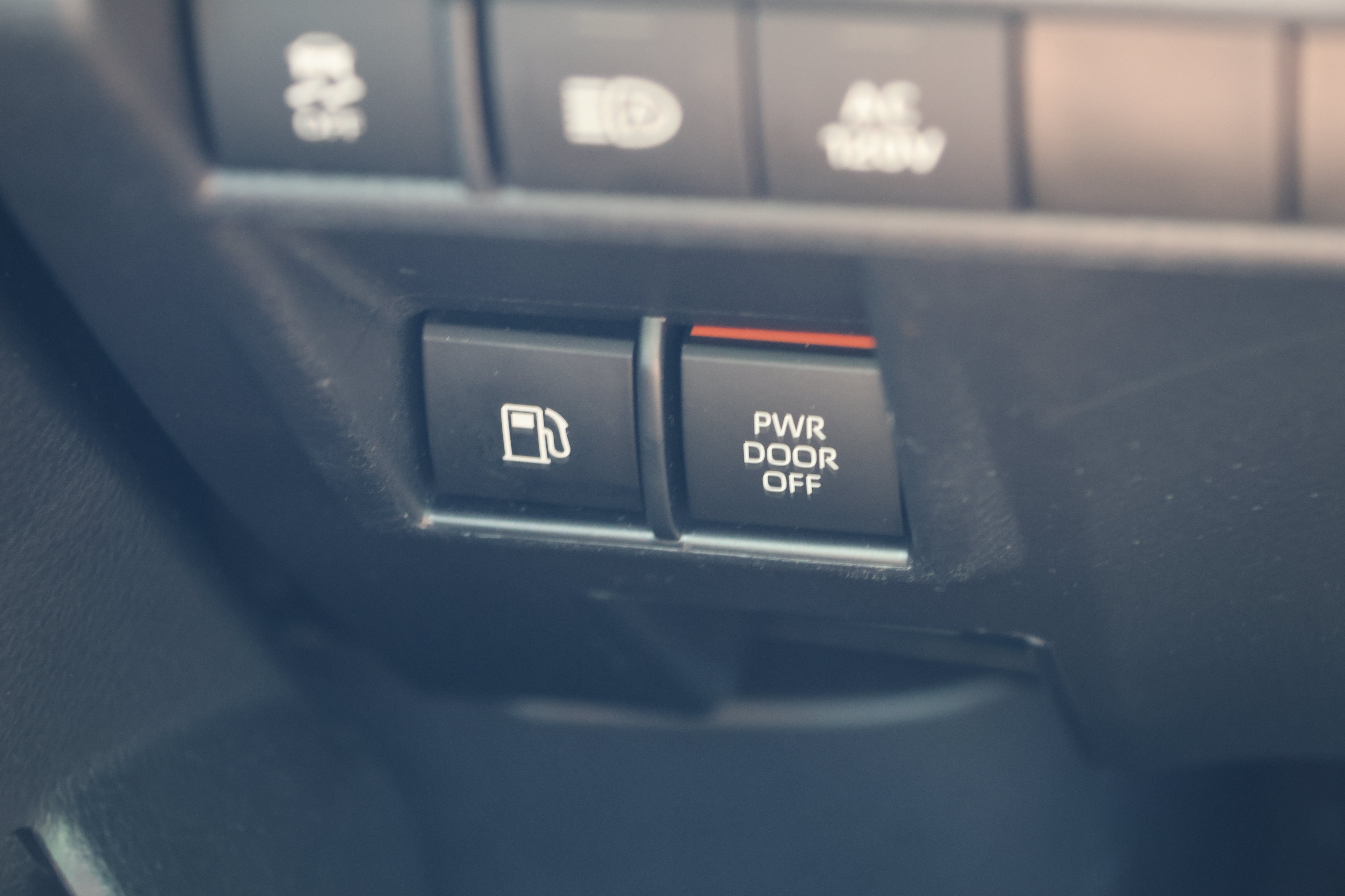 Used 2024 Toyota Sienna XLE w/ XLE Plus Package FWD image 15