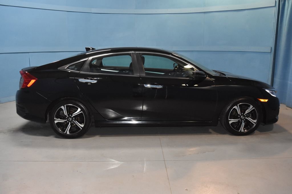 Used 2016 Honda Civic Touring image 21
