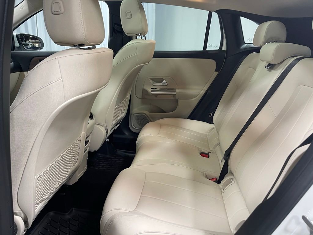 Used 2022 Mercedes-Benz GLA 250 4MATIC image 25