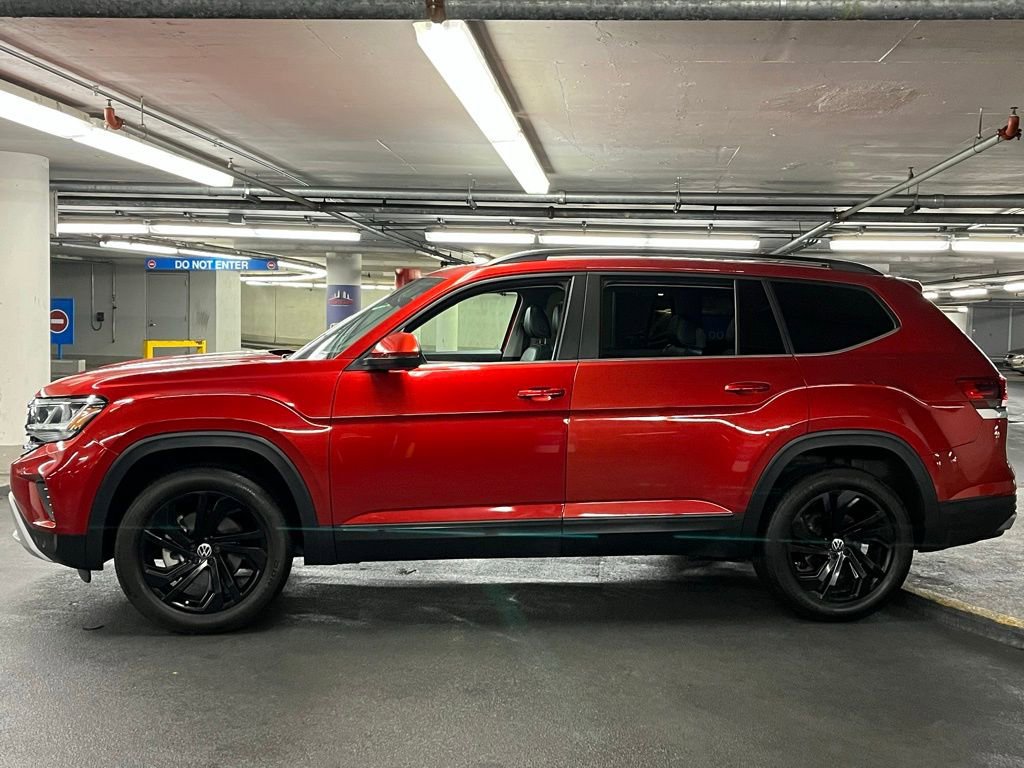 Used 2022 Volkswagen Atlas SE w/ Panoramic Sunroof Package FWD image 35