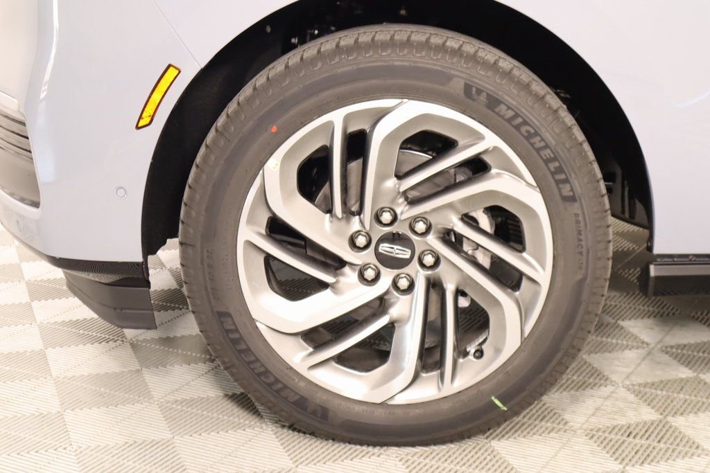 New 2025 Lincoln Navigator Reserve image 19