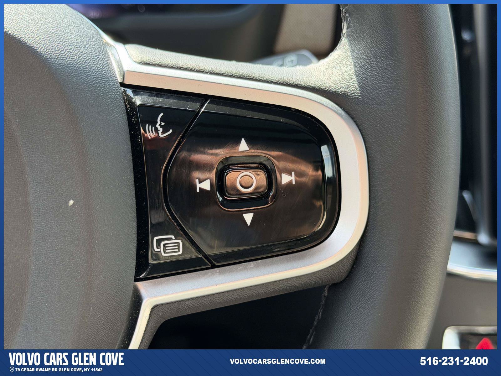 Used 2026 Volvo XC90 B5 Plus w/ Protection Package Premier AWD/4WD image 24