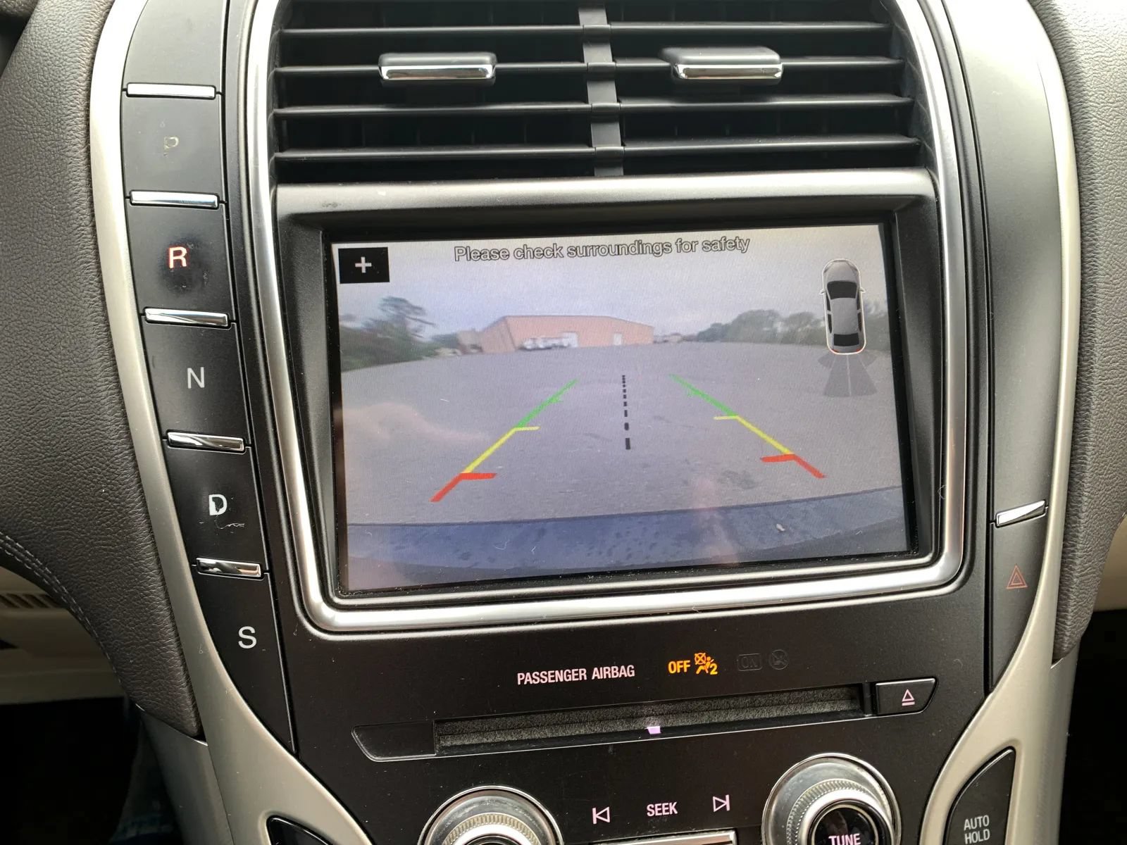 Used 2018 Lincoln MKX Reserve w/ Driver Assistance Package FWD image 13