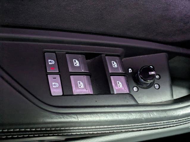 Used 2019 Audi e-tron Prestige image 17
