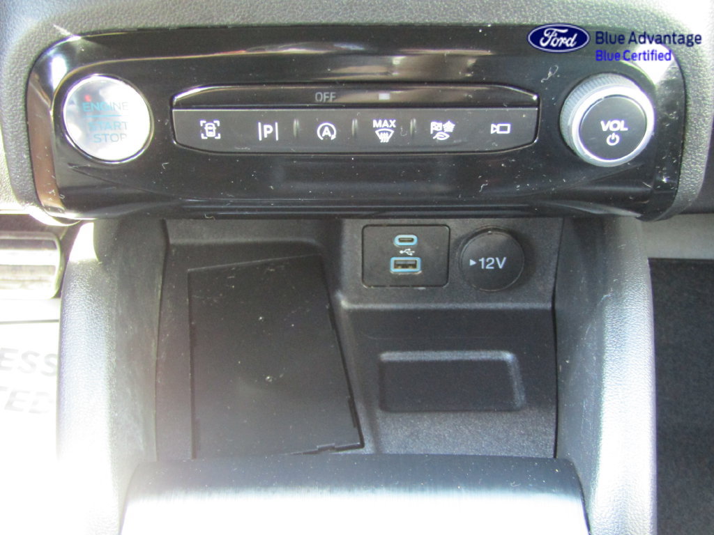 Certified 2023 Ford Escape ST-Line Elite w/ Premium Technology Package AWD/4WD image 21
