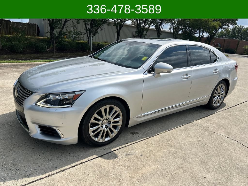Used 2016 Lexus LS 460 w/ Comfort Package RWD image 1
