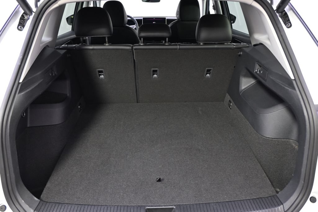 Used 2026 Volkswagen Tiguan SE AWD/4WD image 19