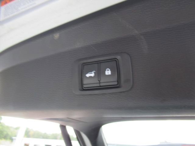 Used 2022 Mitsubishi Outlander SEL image 32