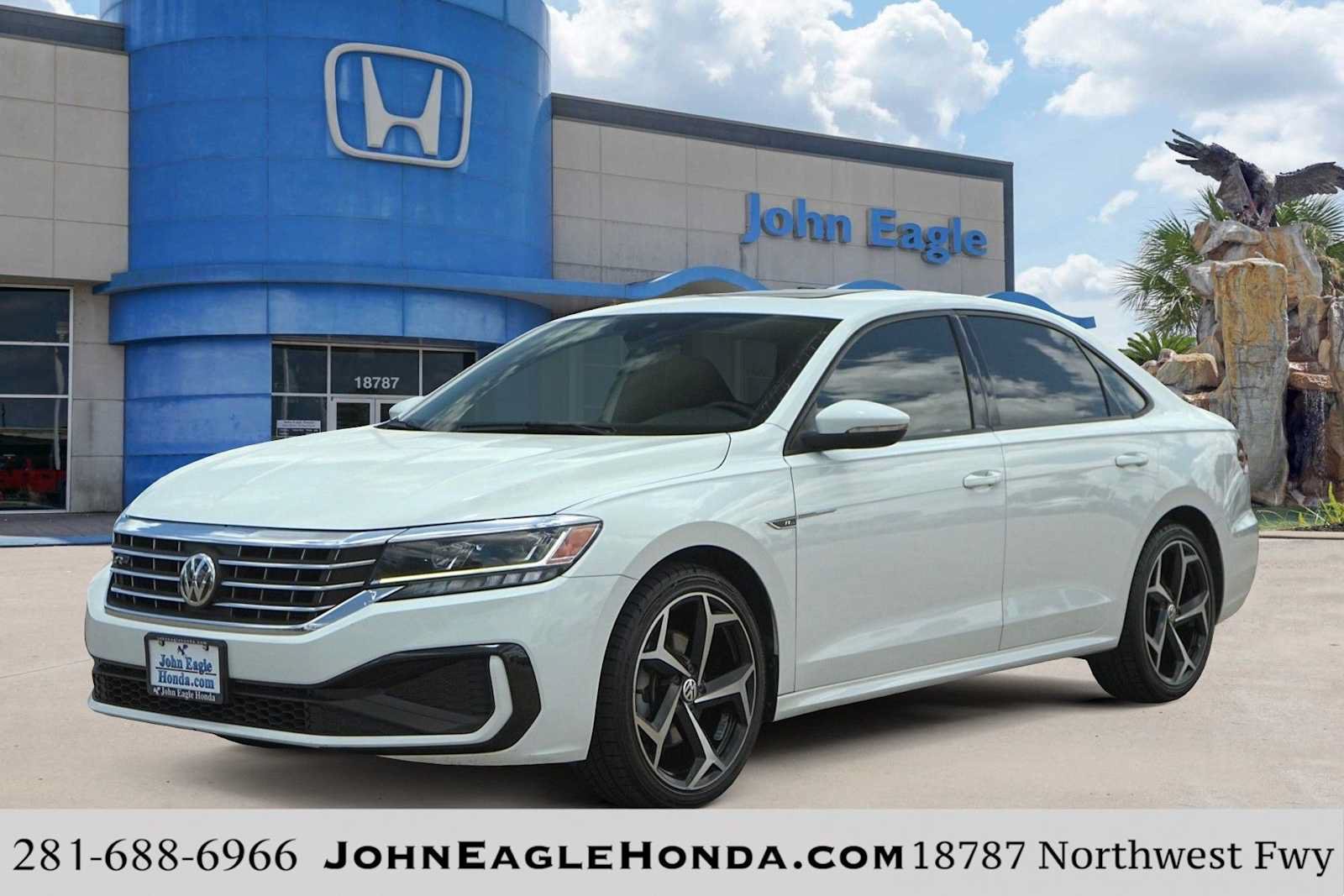 Used 2022 Volkswagen Passat 2.0T R-Line