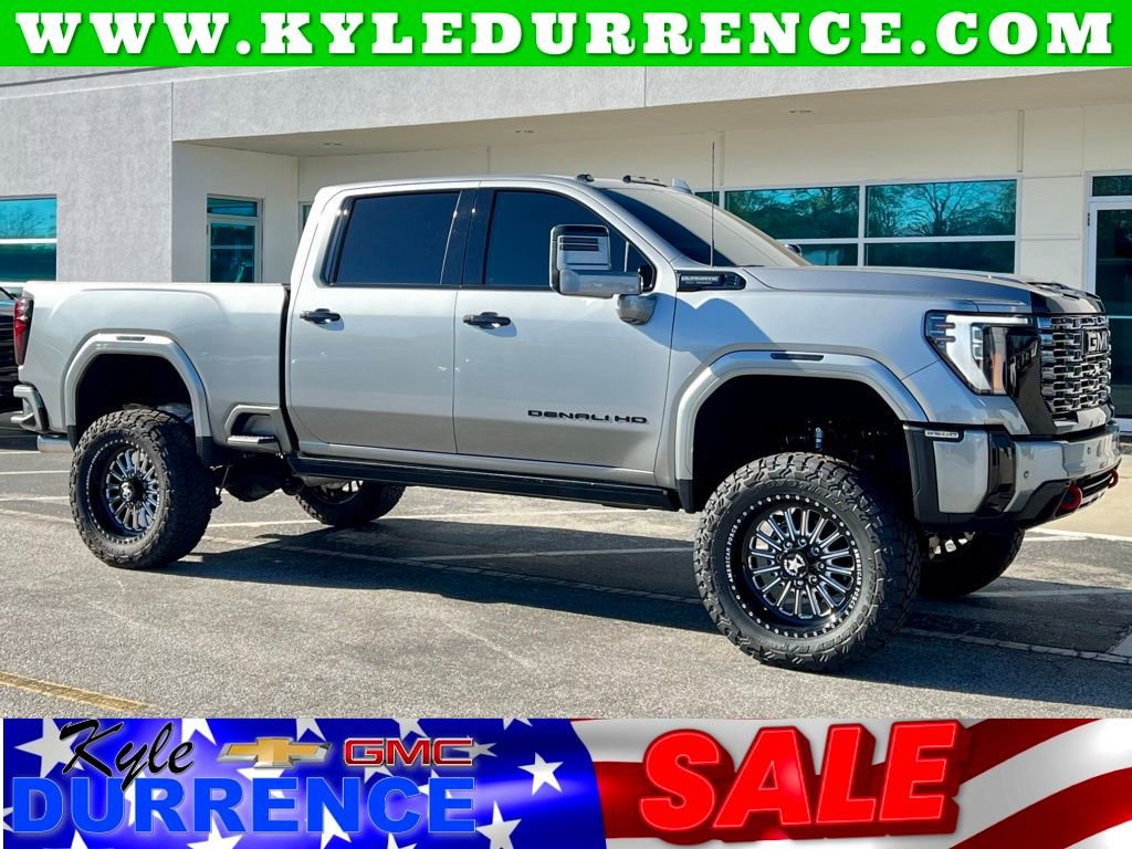 Used 2025 GMC Sierra 2500 Denali Ultimate image 1