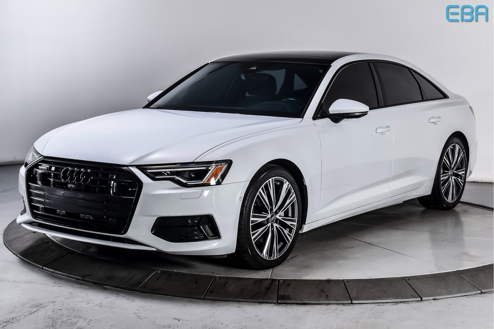 Used 2022 Audi A6 Premium Plus image 2