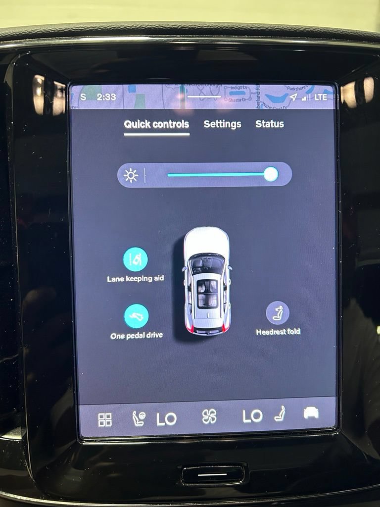 Used 2023 Volvo XC40 Recharge Ultimate AWD/4WD image 18