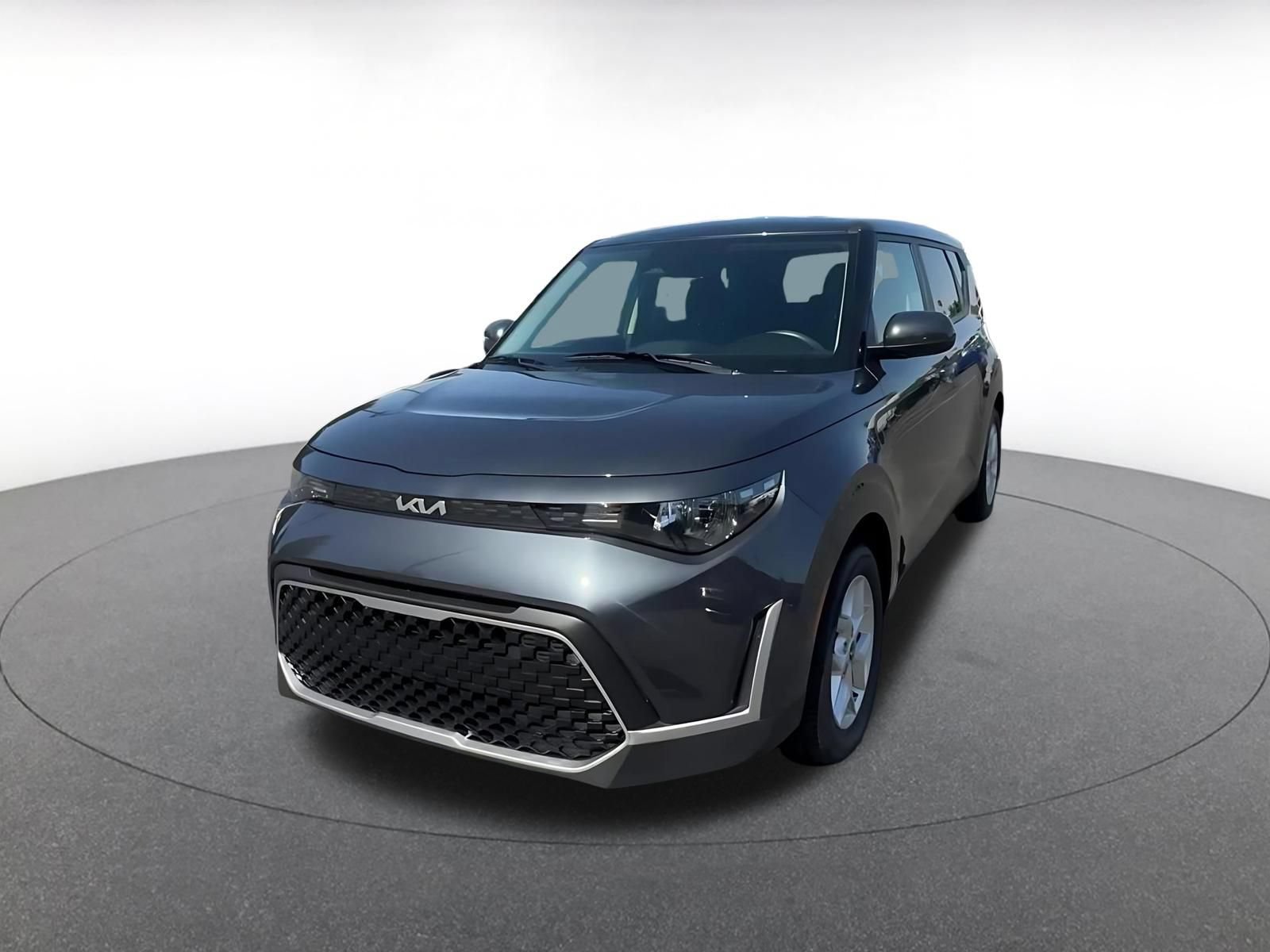 Used 2025 Kia Soul LX w/ LX Technology Package FWD image 7