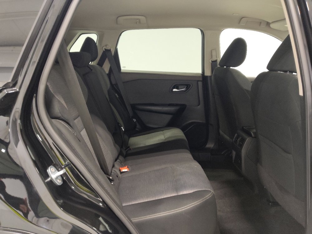 Used 2023 Nissan Rogue SV image 19