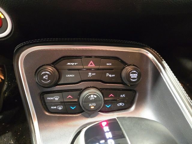 Used 2015 Dodge Challenger SRT image 15
