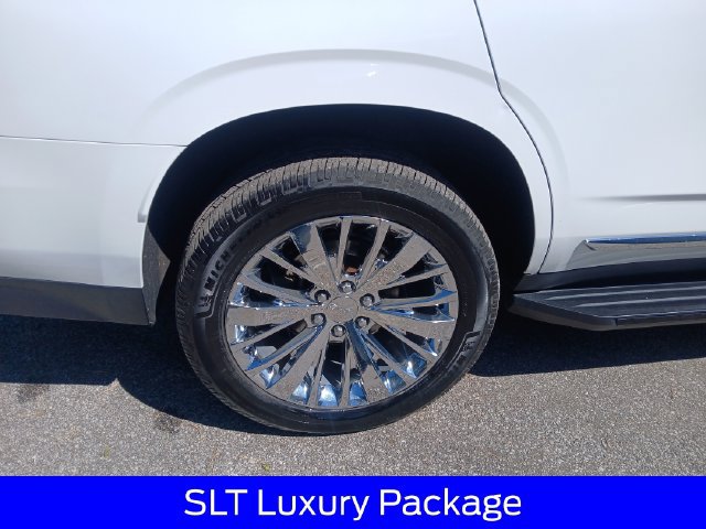 Used 2021 GMC Yukon SLT w/ SLT Luxury Plus Package AWD/4WD image 11