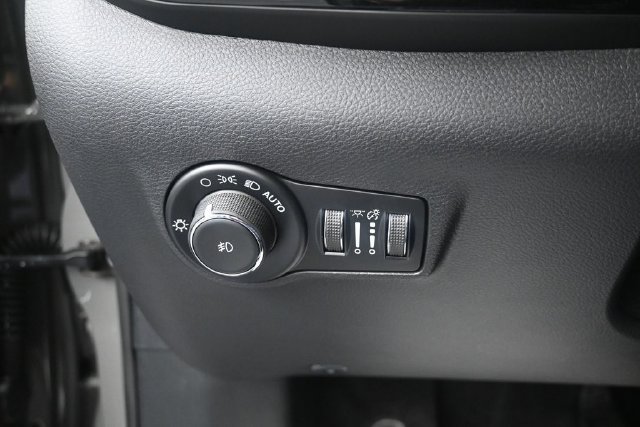 New 2027 Jeep Compass Latitude AWD/4WD image 17