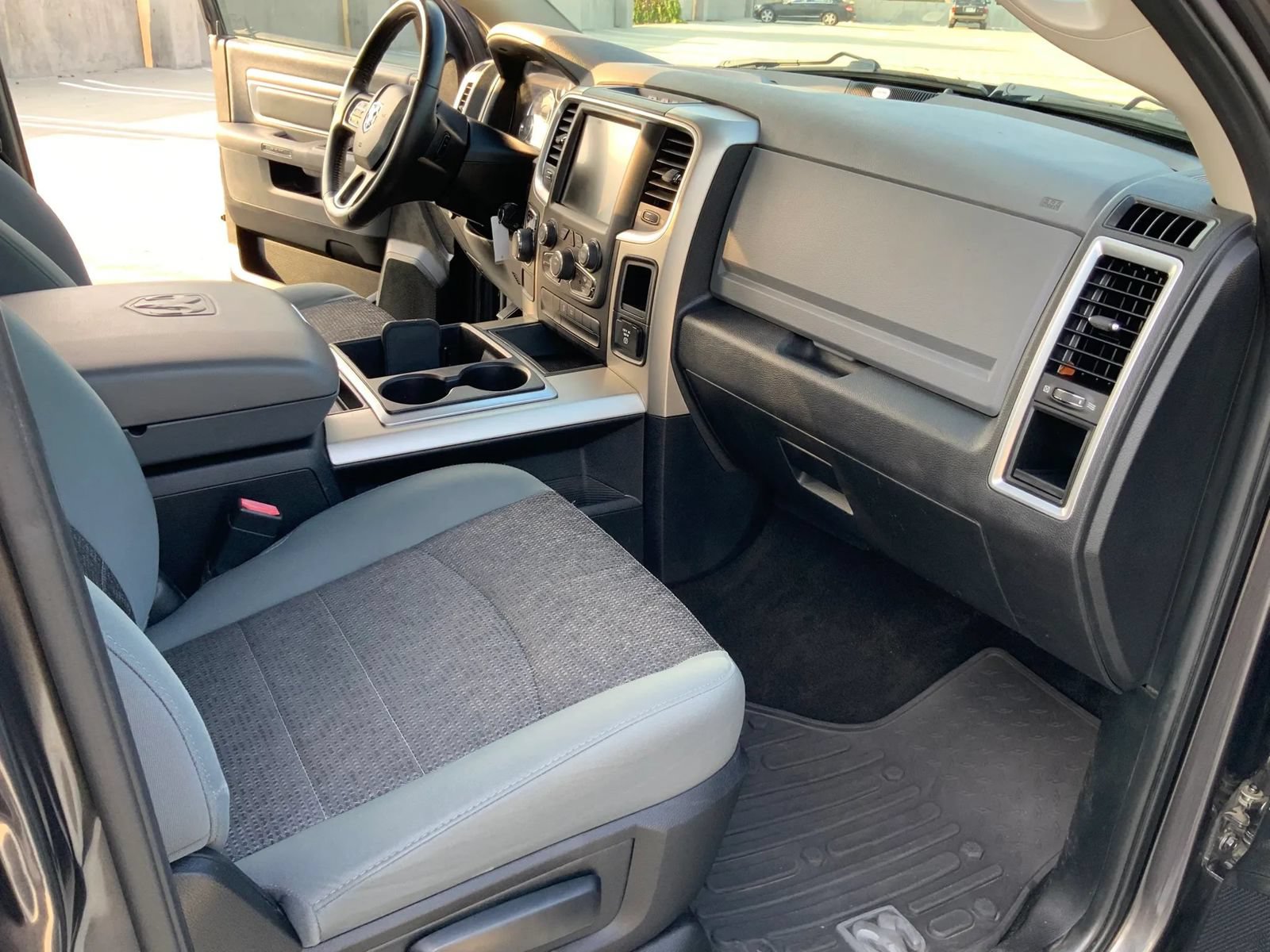 Used 2015 RAM 1500 Outdoorsman RWD image 22