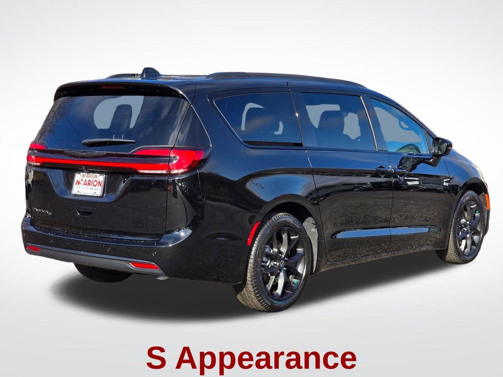 New 2026 Chrysler Pacifica Select image 19