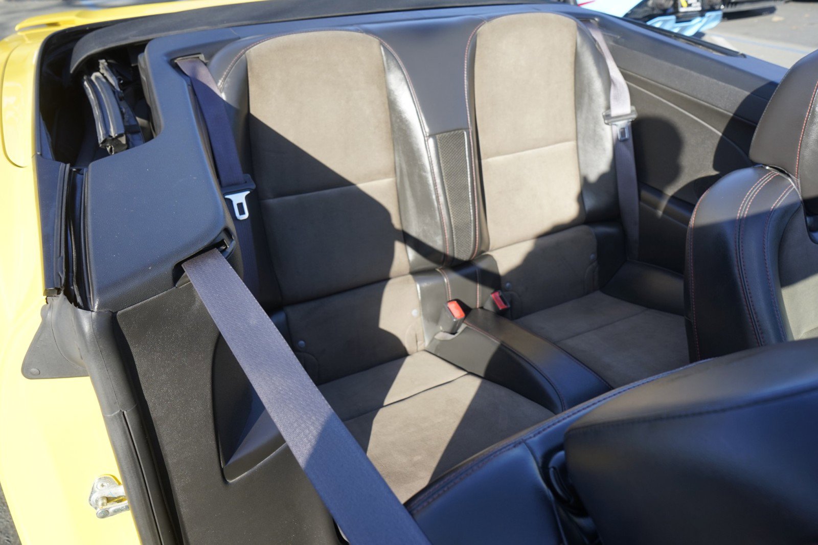 Used 2013 Chevrolet Camaro ZL1 image 20